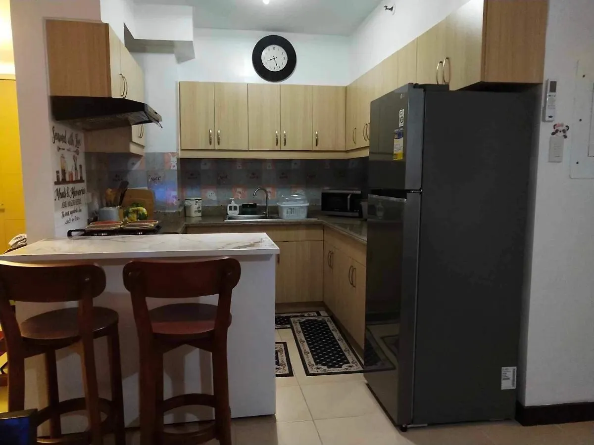 Alea Residences Condo Near Airport And Moa! Cozy Place With Main Street And Manila Bay View Apartment